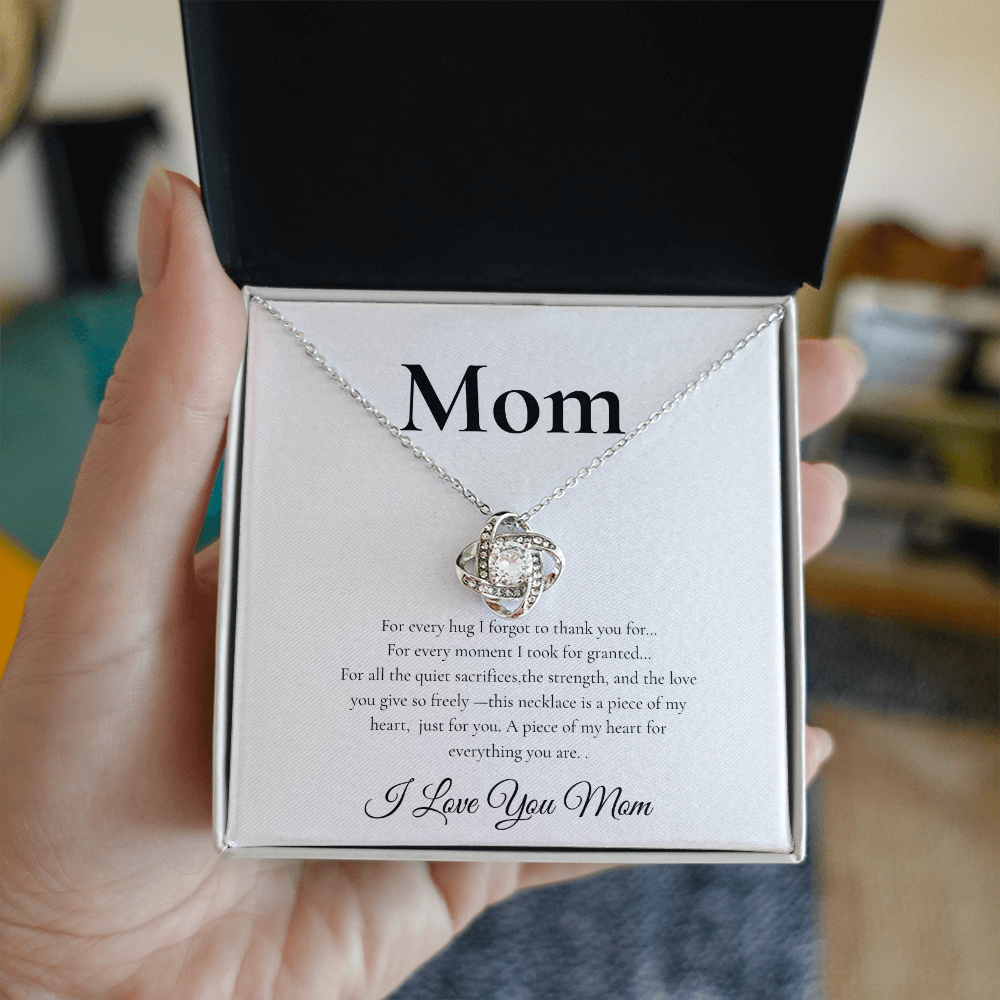 Forever Love Necklace – “To My Mom” Heart Pendant with Sentimental Message Card
